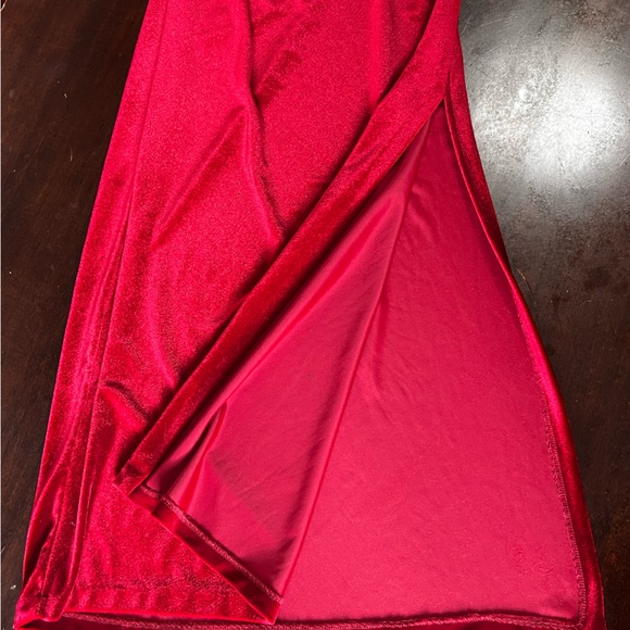 Cherry Red Slinky Dress - Picture 3 of 4